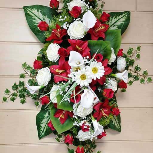 accessoires couronne de fleurs blanches et rouges